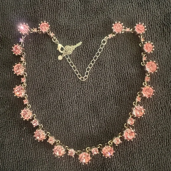 Betsey Johnson Pink Crystal Bows Jewel Gold Cupcake Stone Necklace - Picture 2 of 6